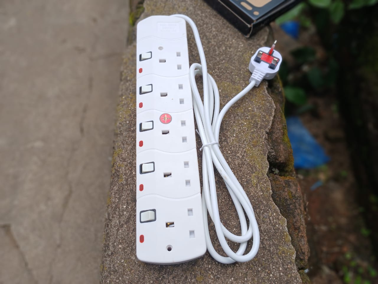 Extension socket
